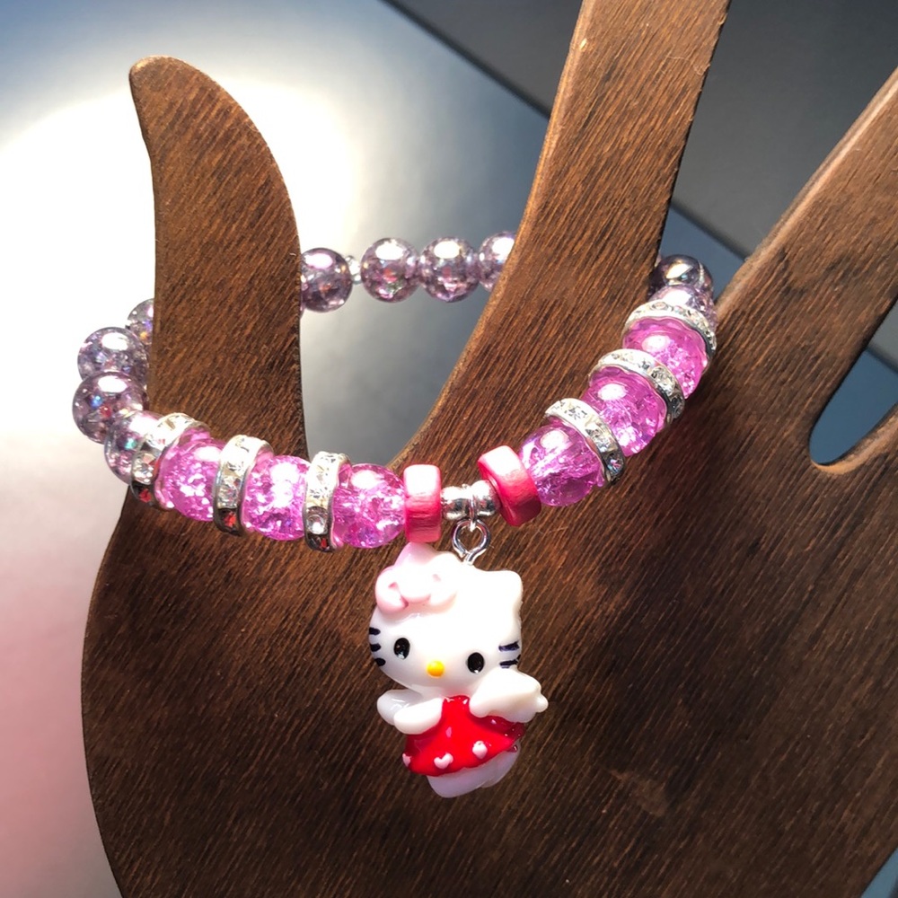 HAND CRAFTED jewelry purple pink clear glass beaded bracelet hello kitty charm - Picture 5 of 10